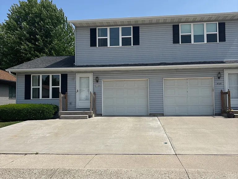 4127 Ray St — Photo 1