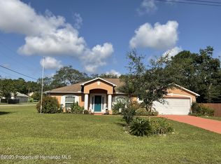 8343 Nittany Rd, Weeki Wachee, FL 34613