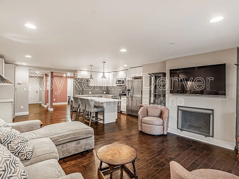800 N Pearl St #202 — Photo 30
