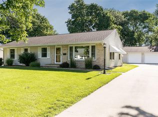 2201 Mallory St SW, Cedar Rapids, IA 52404