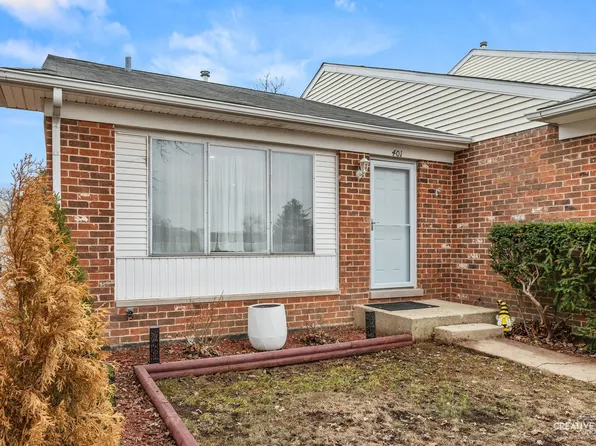 401 Salem Sq, Bolingbrook, IL 60440