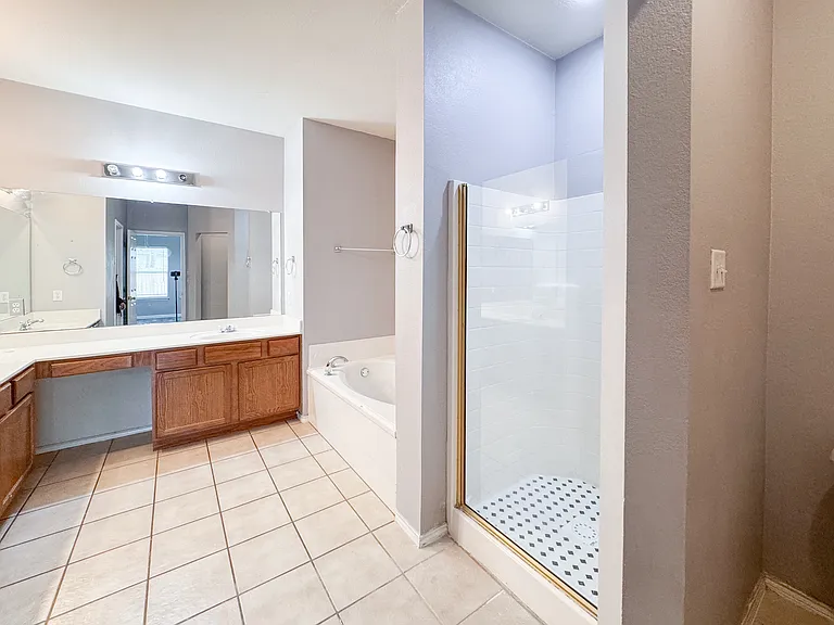1212 Maple Terrace Dr — Photo 15