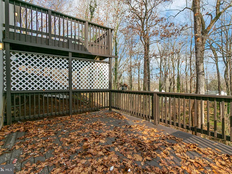 6341 Dogwood Pl — Photo 5