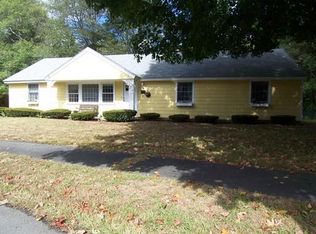 27 Walker Rd, Beverly, MA 01915