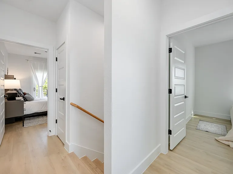 4718 Market St #B — Photo 6