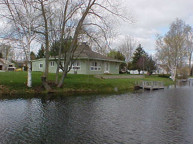 1st image of 11192 Westlawn Dr