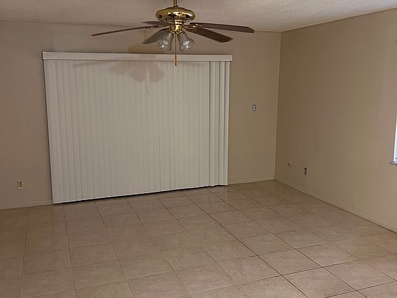 5th image of 8120 SW 24th St APT 315