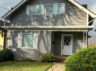 1931 1/2 8th Ave W, Seattle, WA 98119