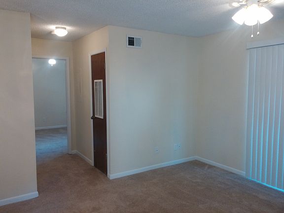5th image of 4344 Langley Ave APT A3