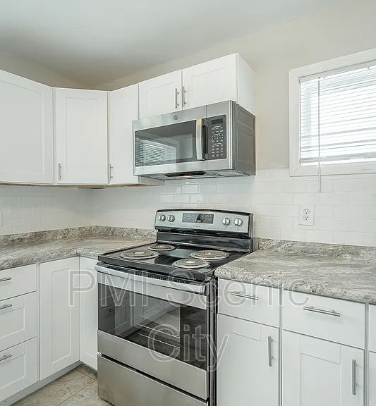 1375 Orbit Dr — Photo 33