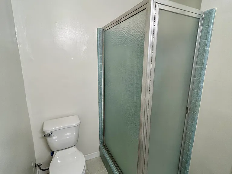 1107 Holly Ave #7 — Photo 7