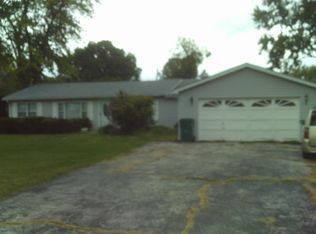 515 E Chain Of Rocks Rd, Granite City, IL 62040