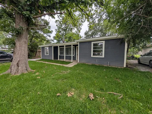 306 Allendale Rd, Pasadena, TX 77502