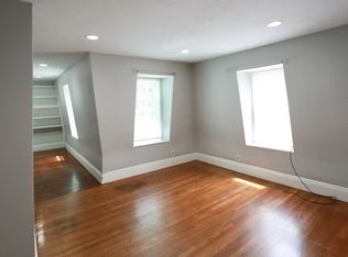 113 Pierce St FLOOR 2, Hyde Park, MA 02136