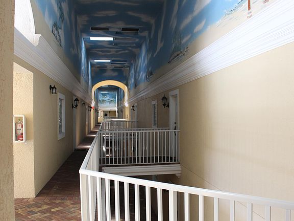 5th image of 12505 McGregor Blvd APT 211