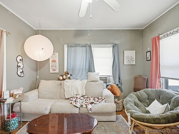 5th image of 804 S Trenton Ave