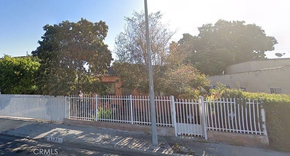 1st image of 8808 Mary Ave