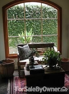 downstairs sitting room near elevator