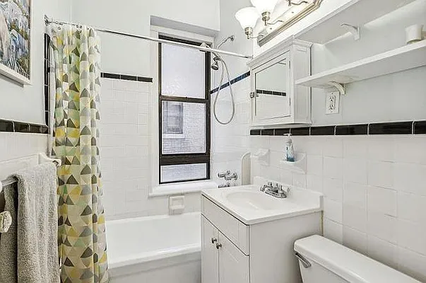Rented by Nest Seekers International | media 5