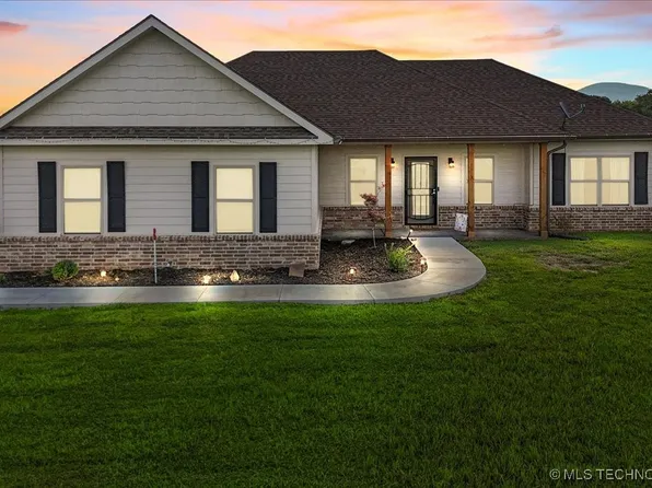 32160 Midway Rd, Poteau, OK 74953