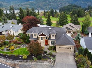 16 Windward Dr, Bellingham, WA 98229