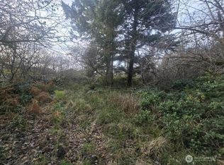 570 NE Puffin Avenue, Ocean Shores, WA 98569