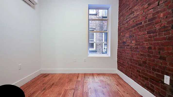 Rented by Nooklyn NYC LLC | media 9