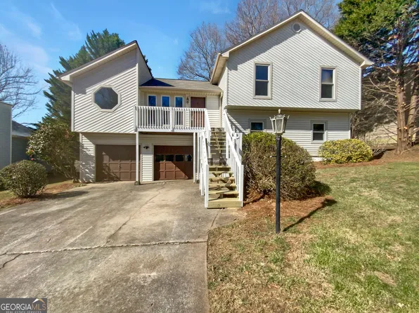 2736 Mountbery Dr, Snellville, GA 30039