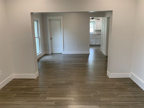 5th image of 415 N Sherman St
