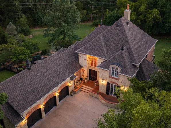 1722 W Inman Road, Nixa, MO 65714