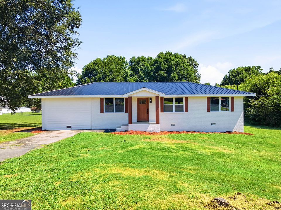 1st image of 514 Charmin Cir SE