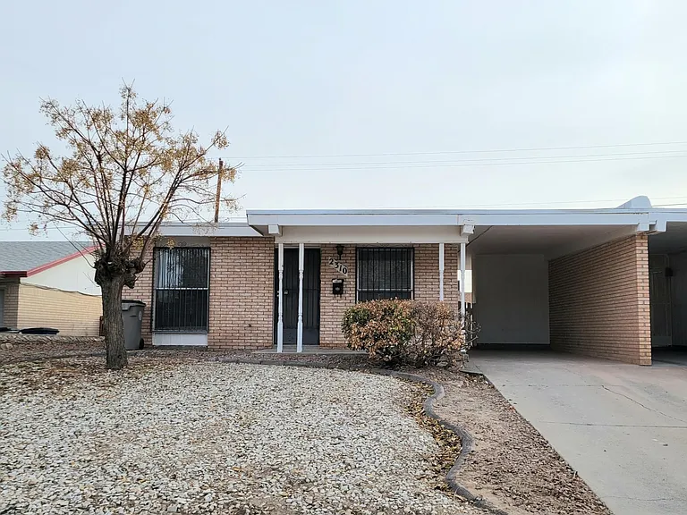 2310 Cumbre Negra St — Photo 1