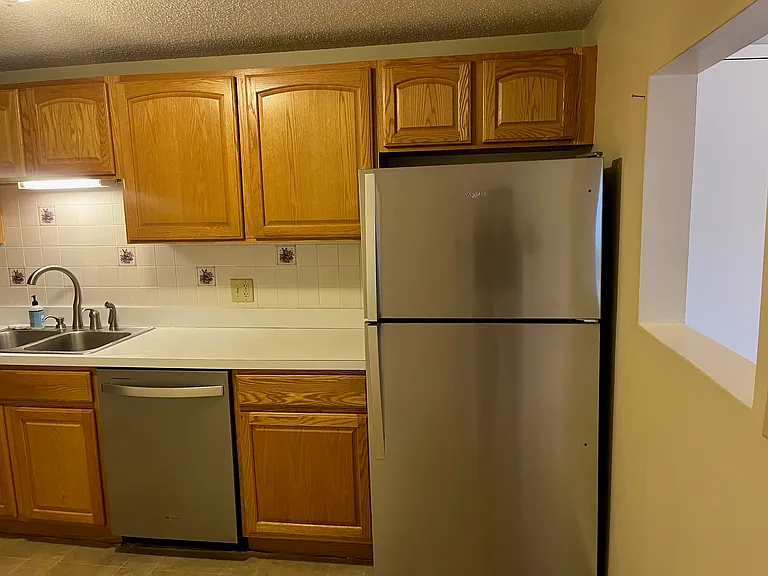 688 Boston Post Rd E #223 — Photo 5