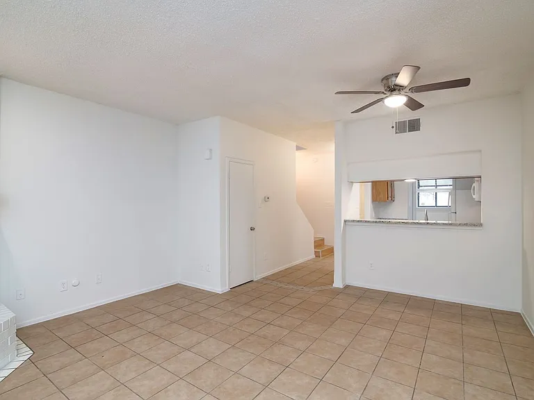 East Landing Townhomes — Photo 9