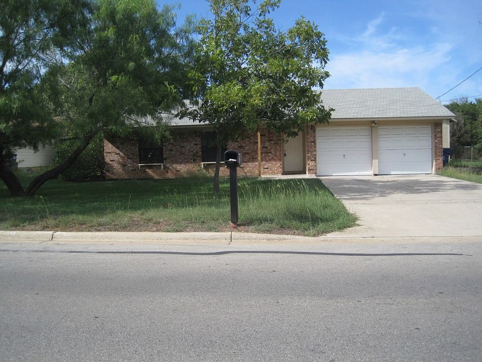 1st image of 401 Osage Dr
