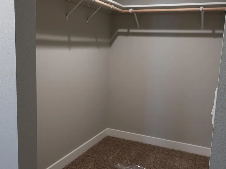 1099 New Oak Ln — Photo 13