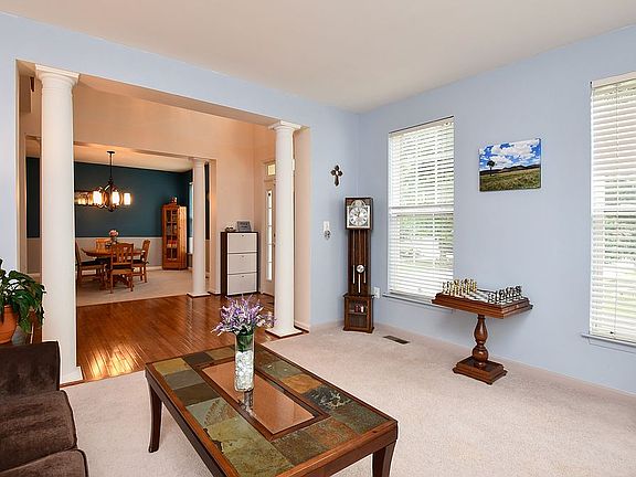 5th image of 1307 Wright Ct