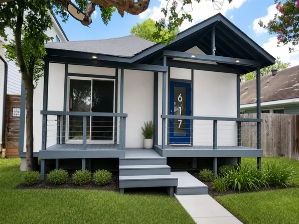 617 E 12th 1/2 St, Houston, TX 77008