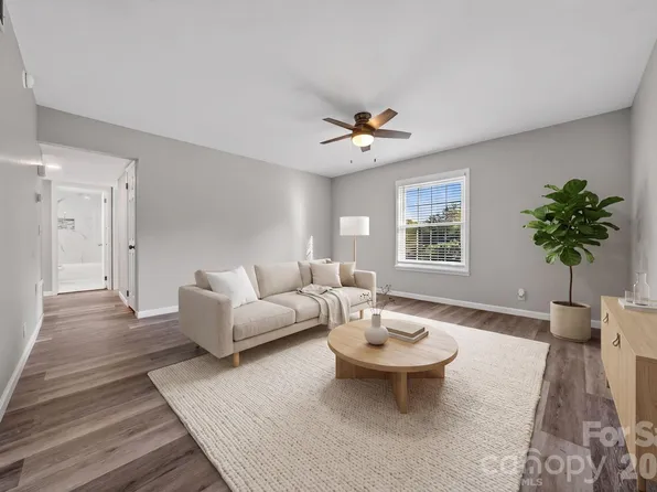 2610 Park Rd APT E, Charlotte, NC 28209