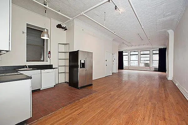 Rented by R New York | media 11