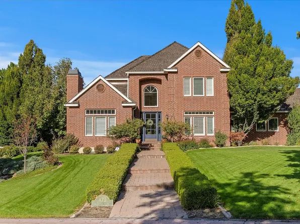 473 N Hampton Ct, Fruit Heights, UT 84037