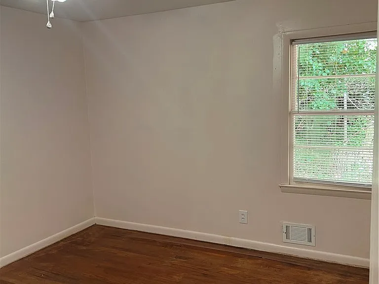 255 Vista Dr — Photo 13