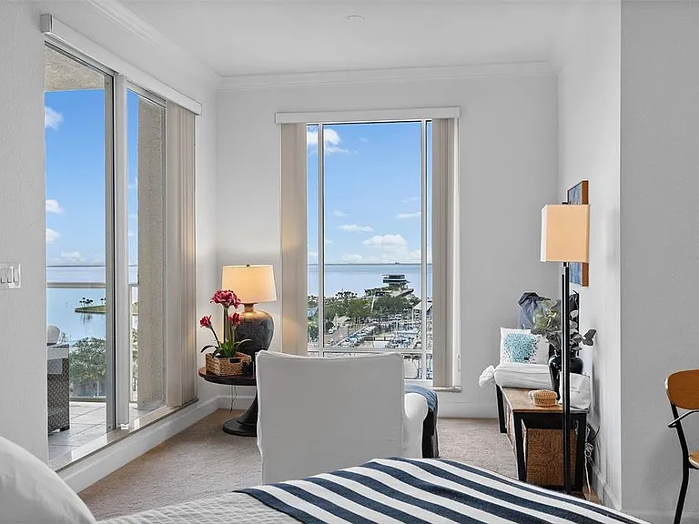100 Beach Dr NE #1501 — Photo 37