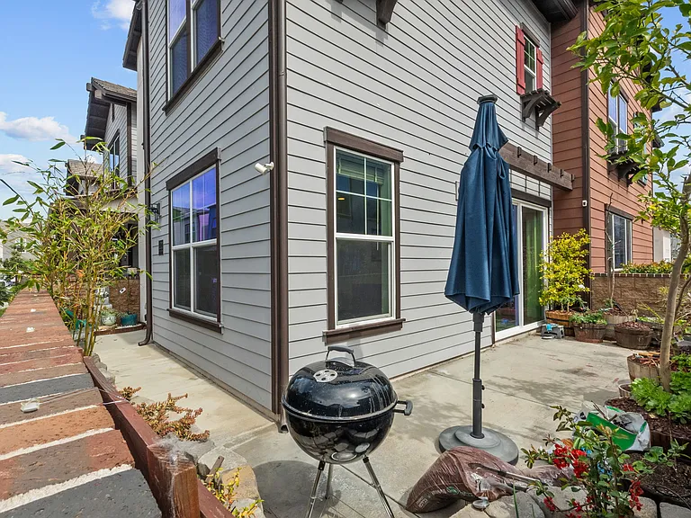 122 Red Brick Dr #6 — Photo 14