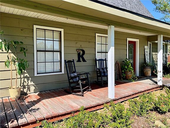 5th image of 2720 Sara Jane Dr