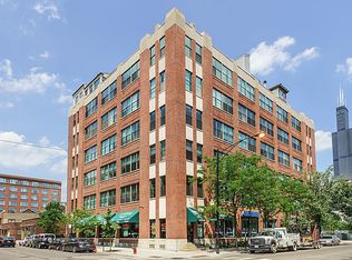 812 W Van Buren St APT 2D, Chicago, IL 60607