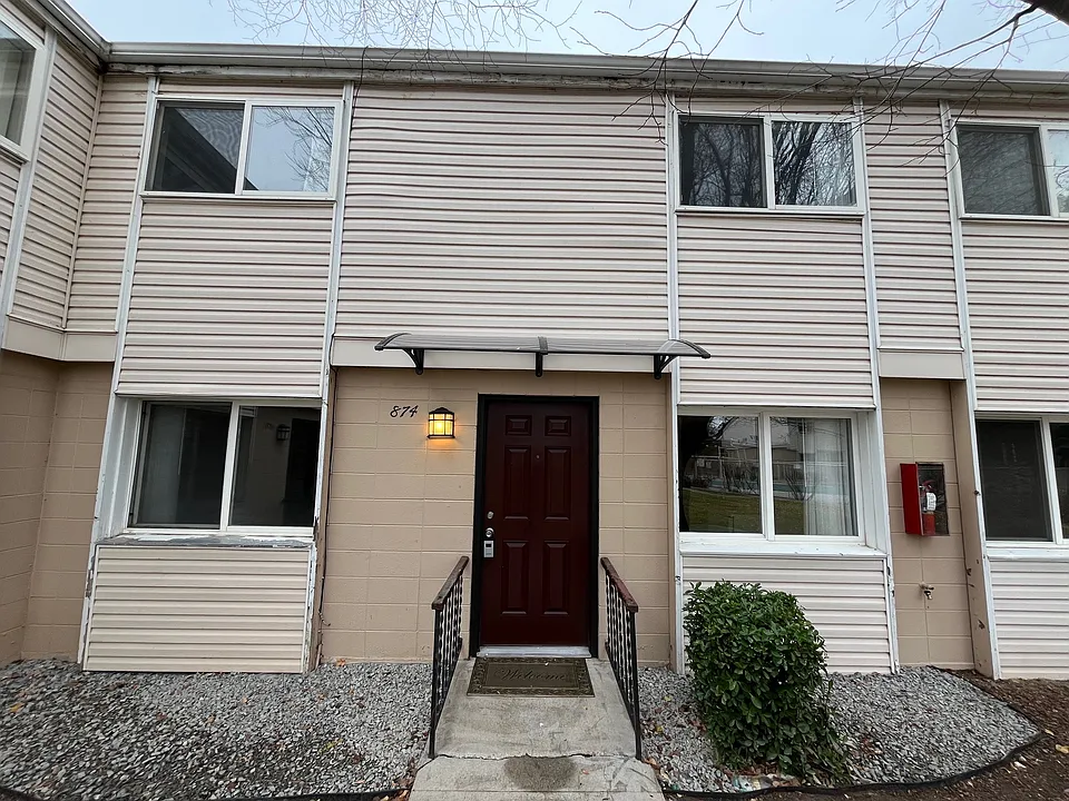 874 S Curtis Rd #1