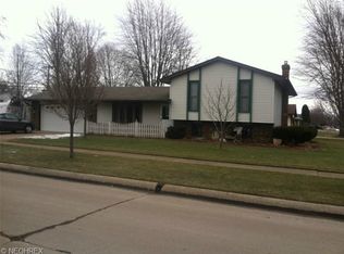 4039 Temple Ave, Lorain, OH 44053