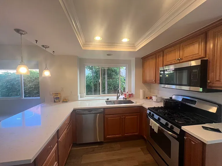 1270 Farmington Pl — Photo 11
