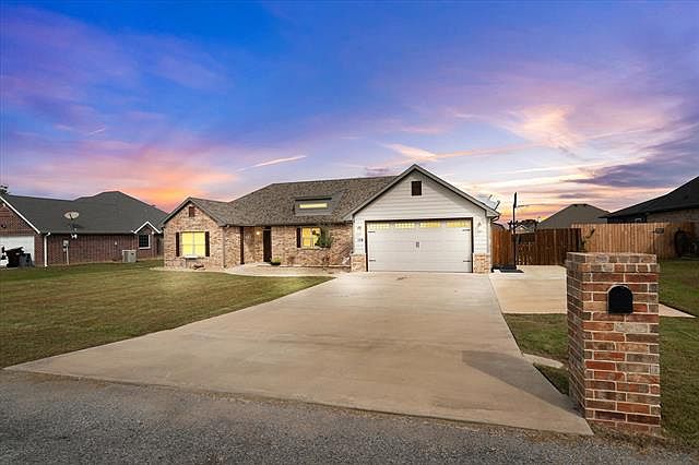 1st image of 136 Posey Lake Dr